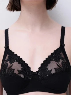 Chantelle Amazone BH zonder beugel - Zwart