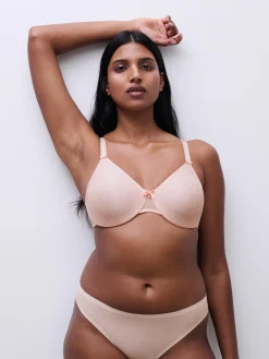 Chantelle C Magnifique Moulded BH - Soft pink