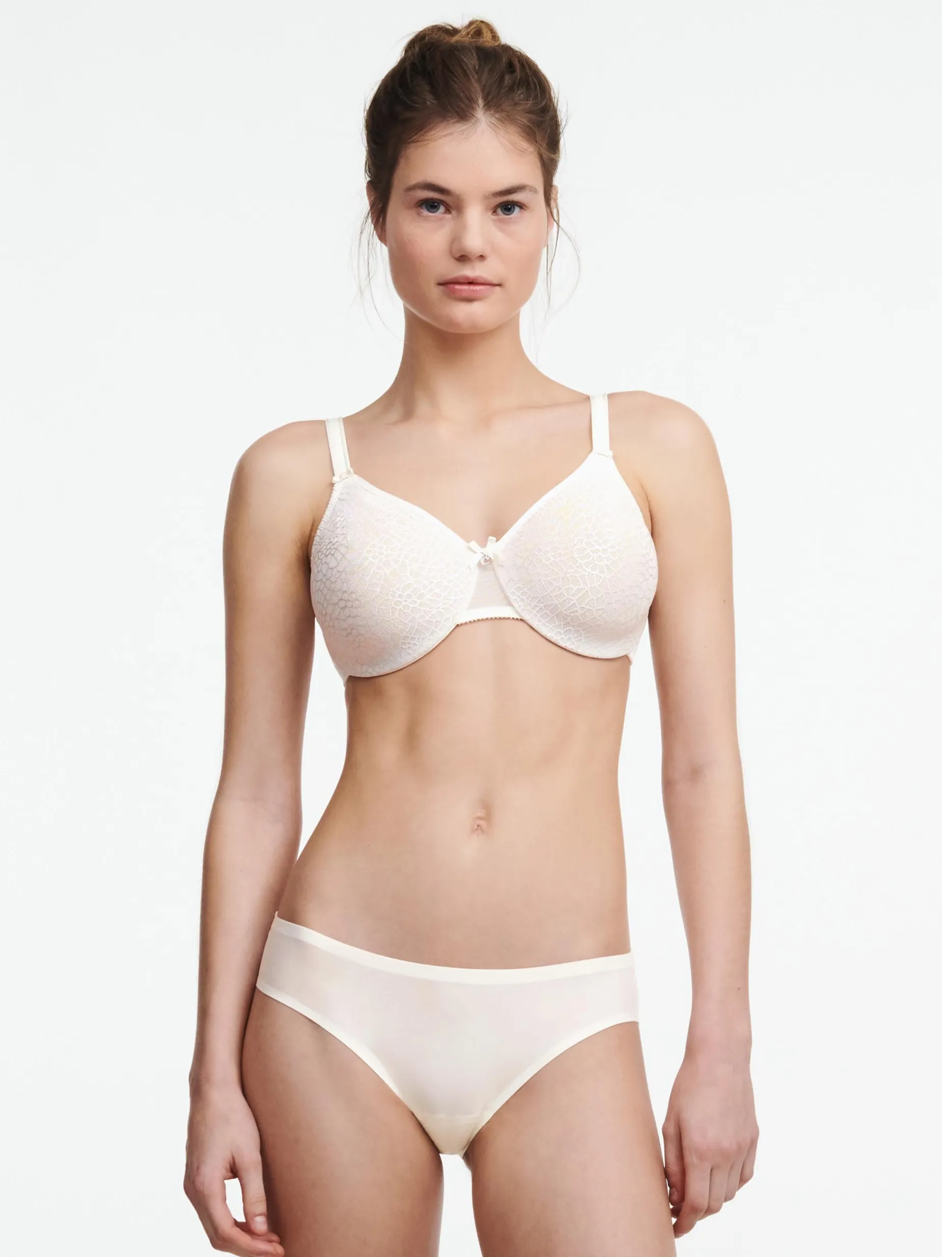 Chantelle C Magnifique Moulded BH - Ivoor