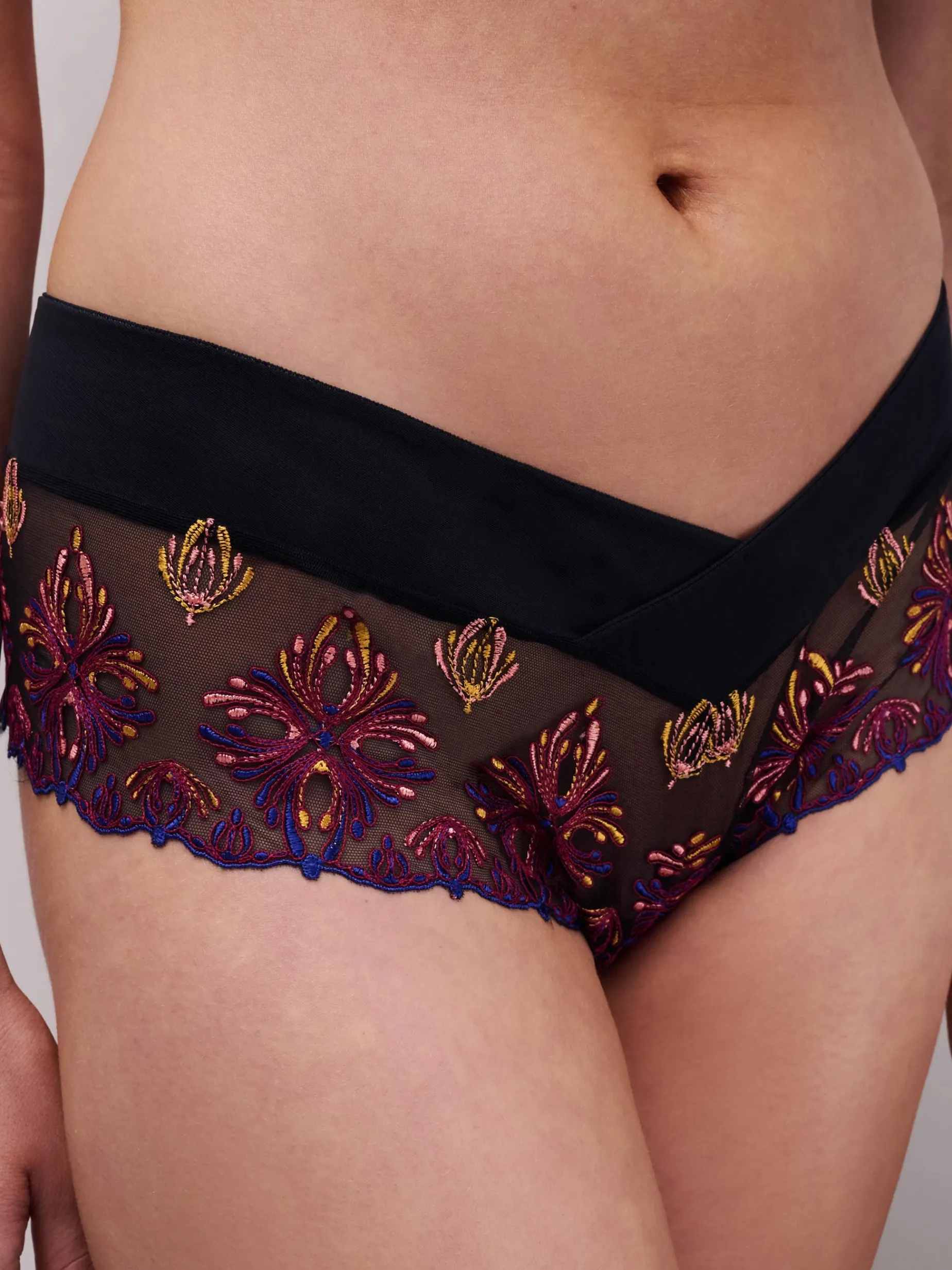 Chantelle Champs Elysees Shorty - Black Jewels