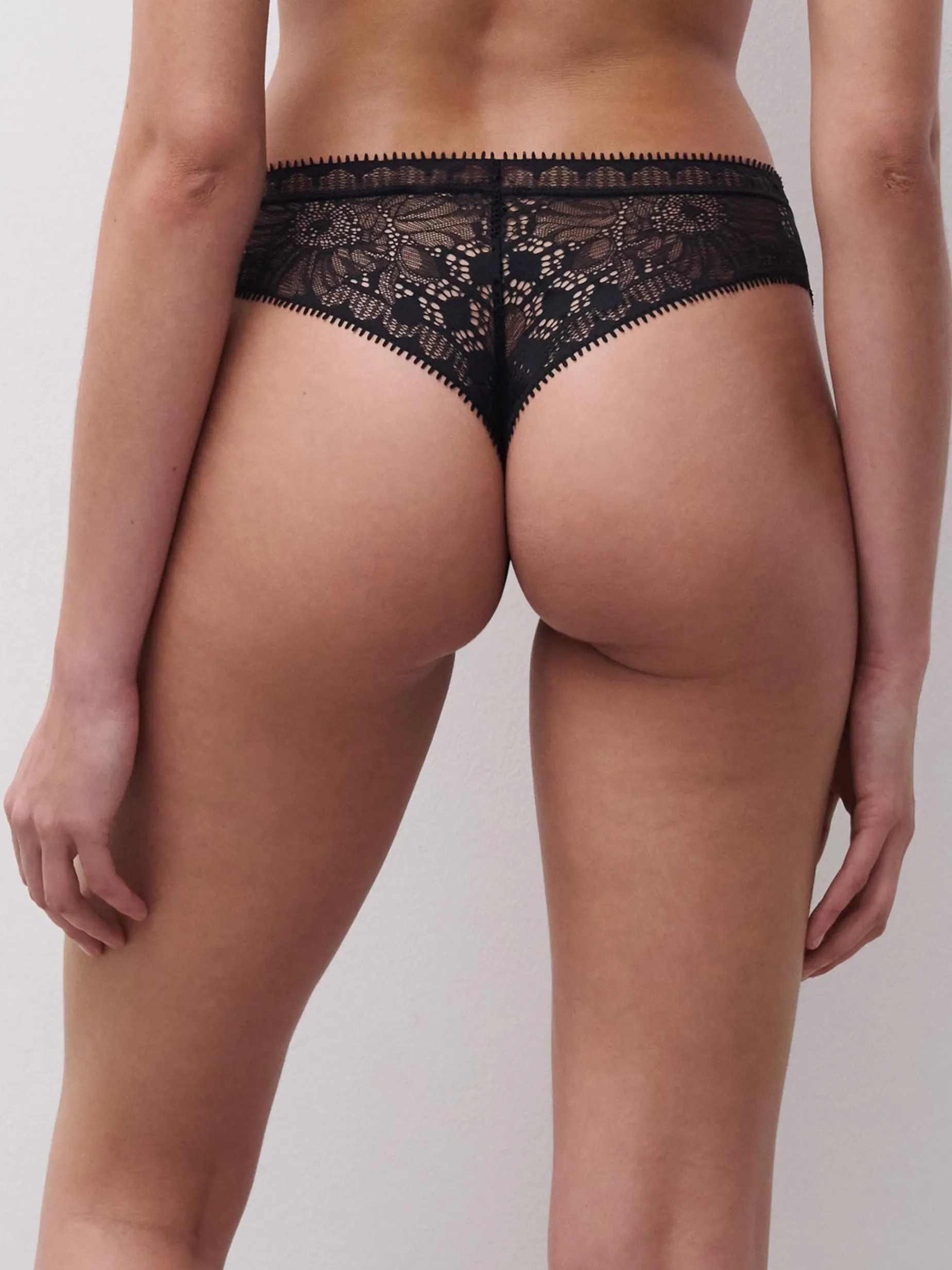 Chantelle Day To Night Tanga - Zwart