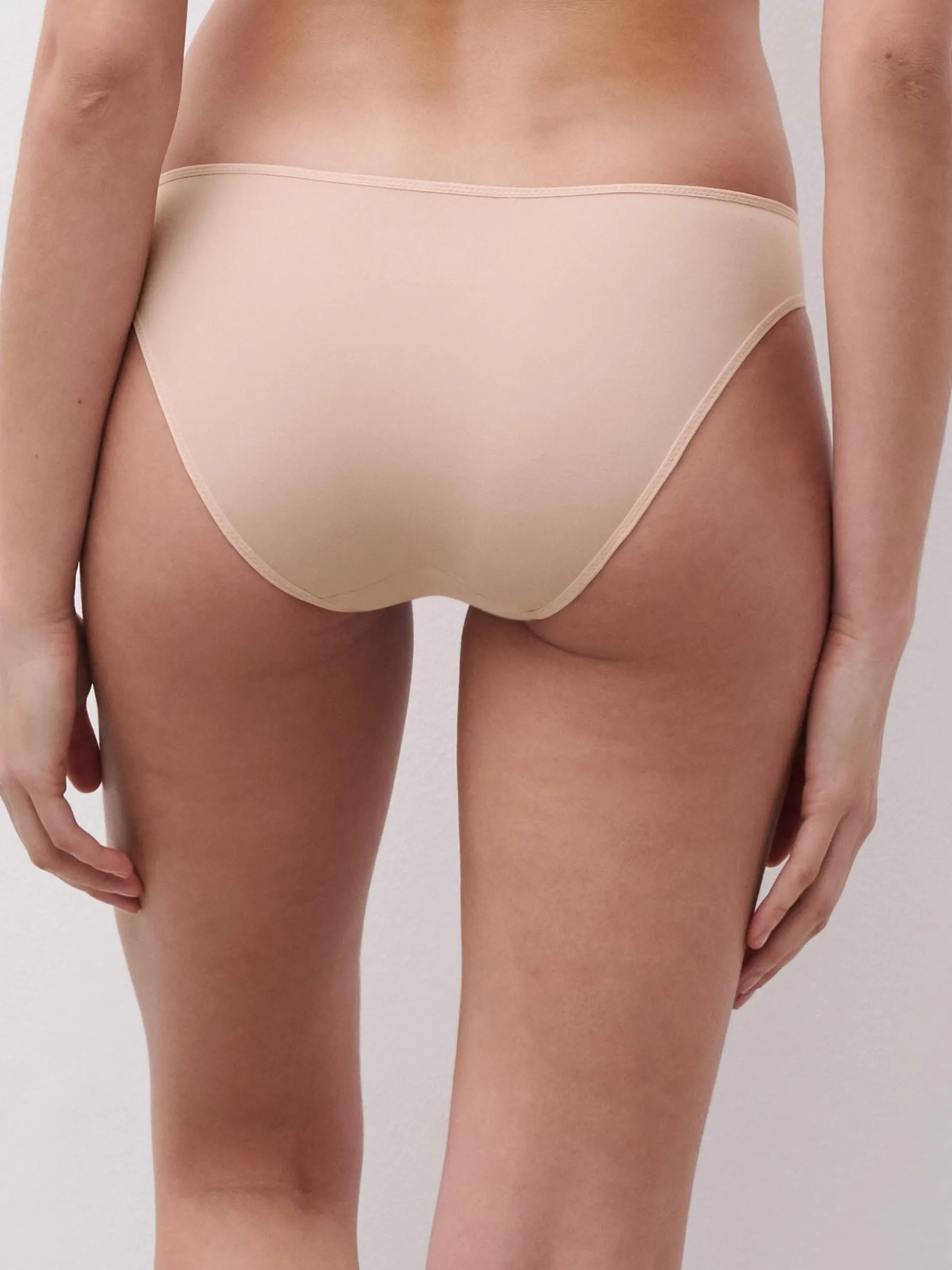 Chantelle EasyFeel Floral Touch Slip - Goudkleurig Beige
