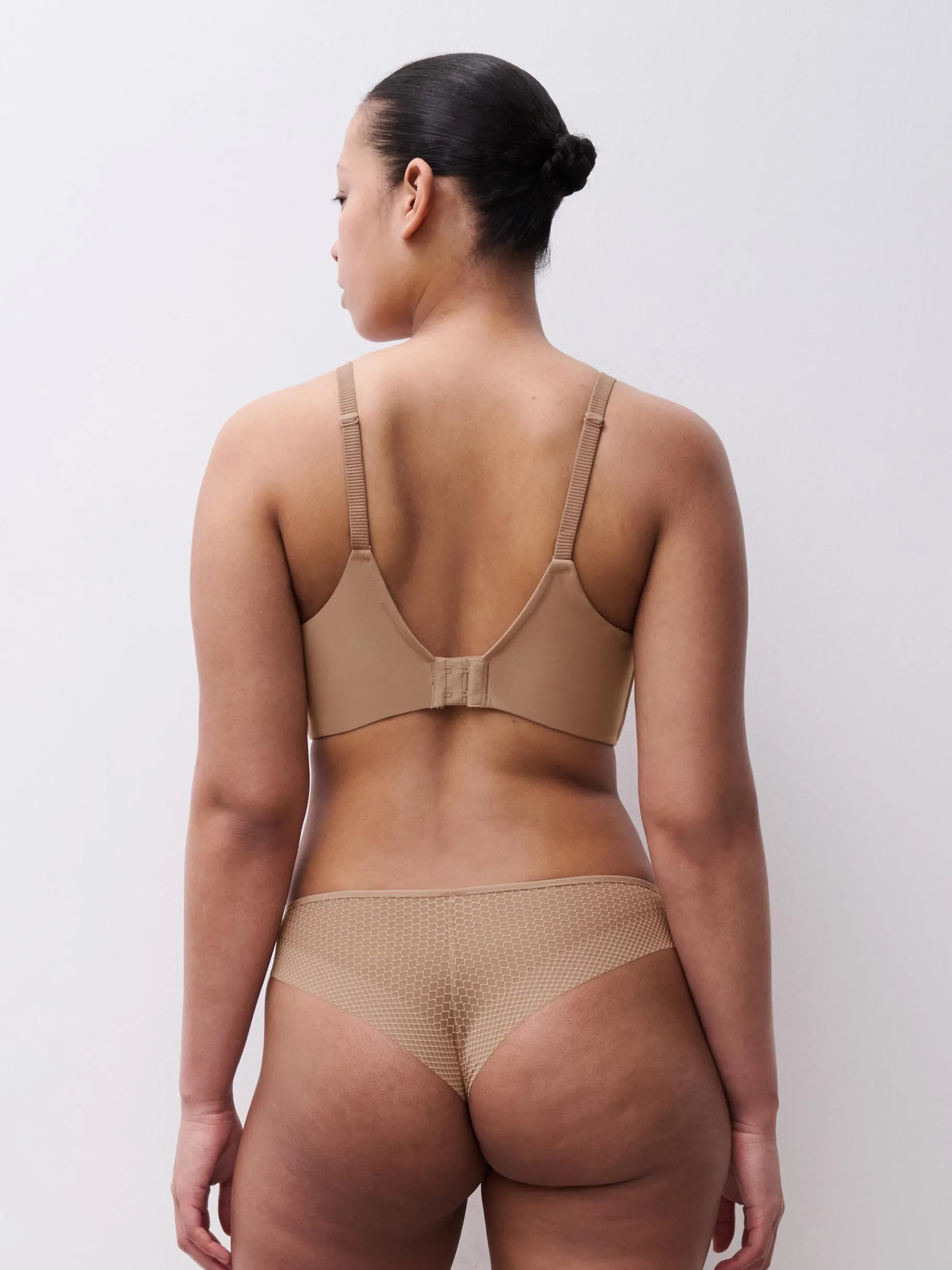 Chantelle EasyFeel Honey Beugelloze BH - Coffee Latte