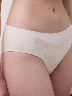 Chantelle EasyFeel Norah Slip - Talc