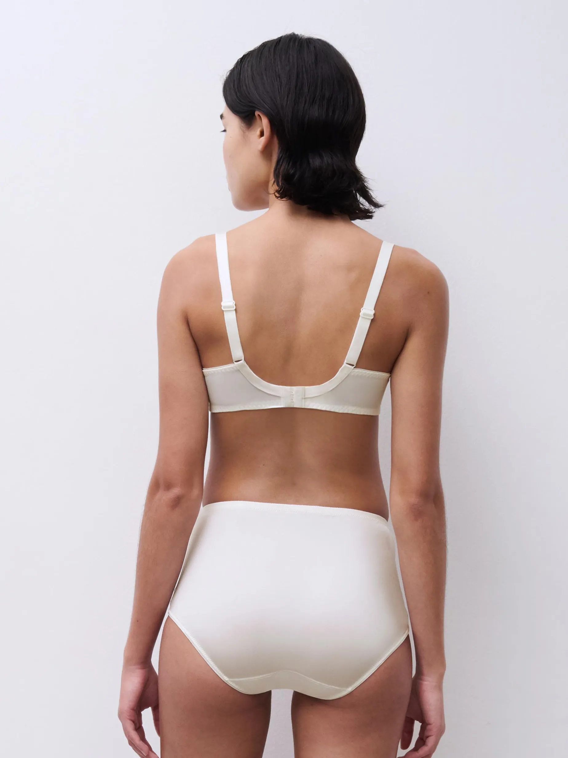Chantelle Every Curve Memory BH - Milk