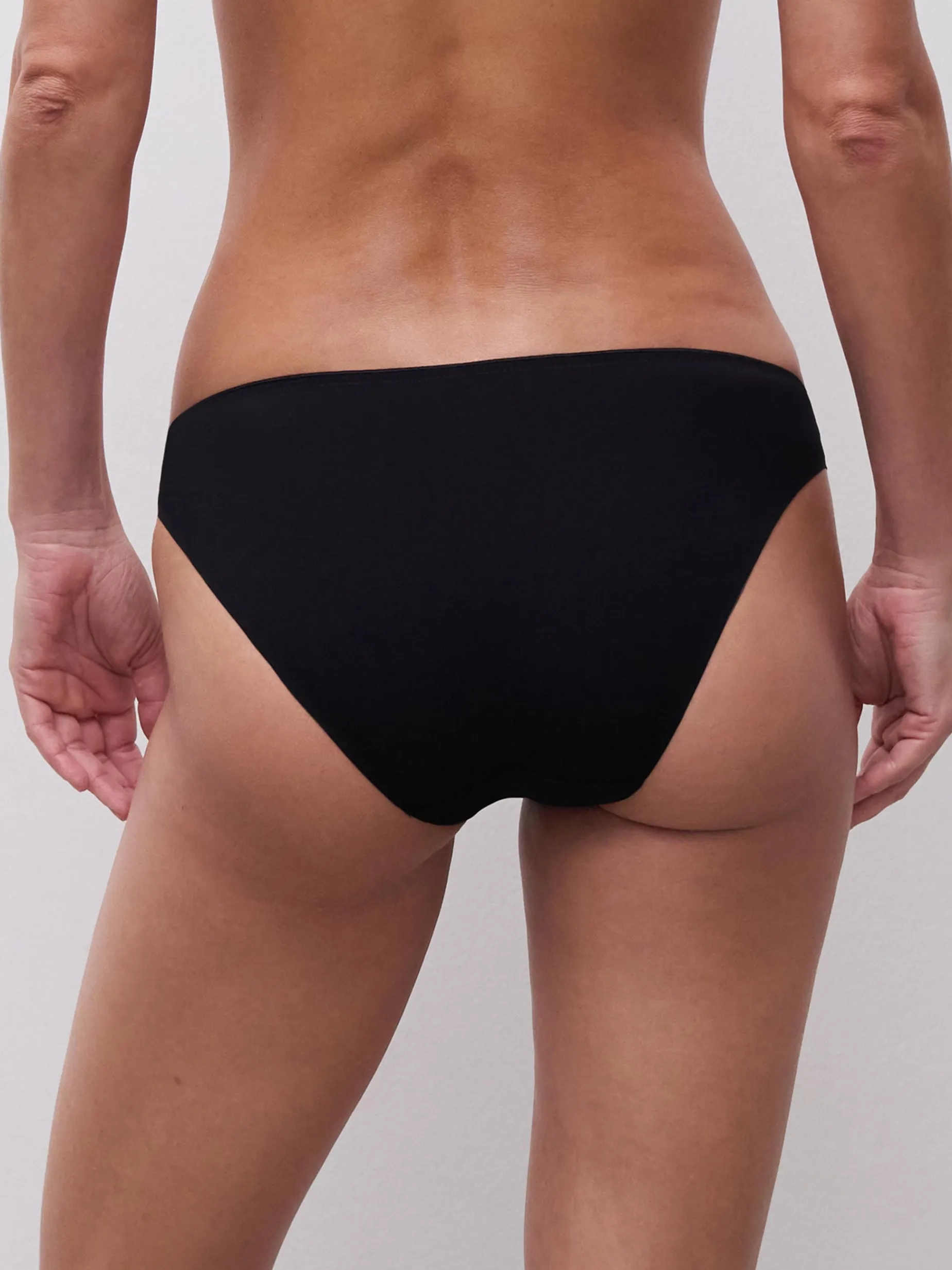 Chantelle Every Curve Slip - Zwart