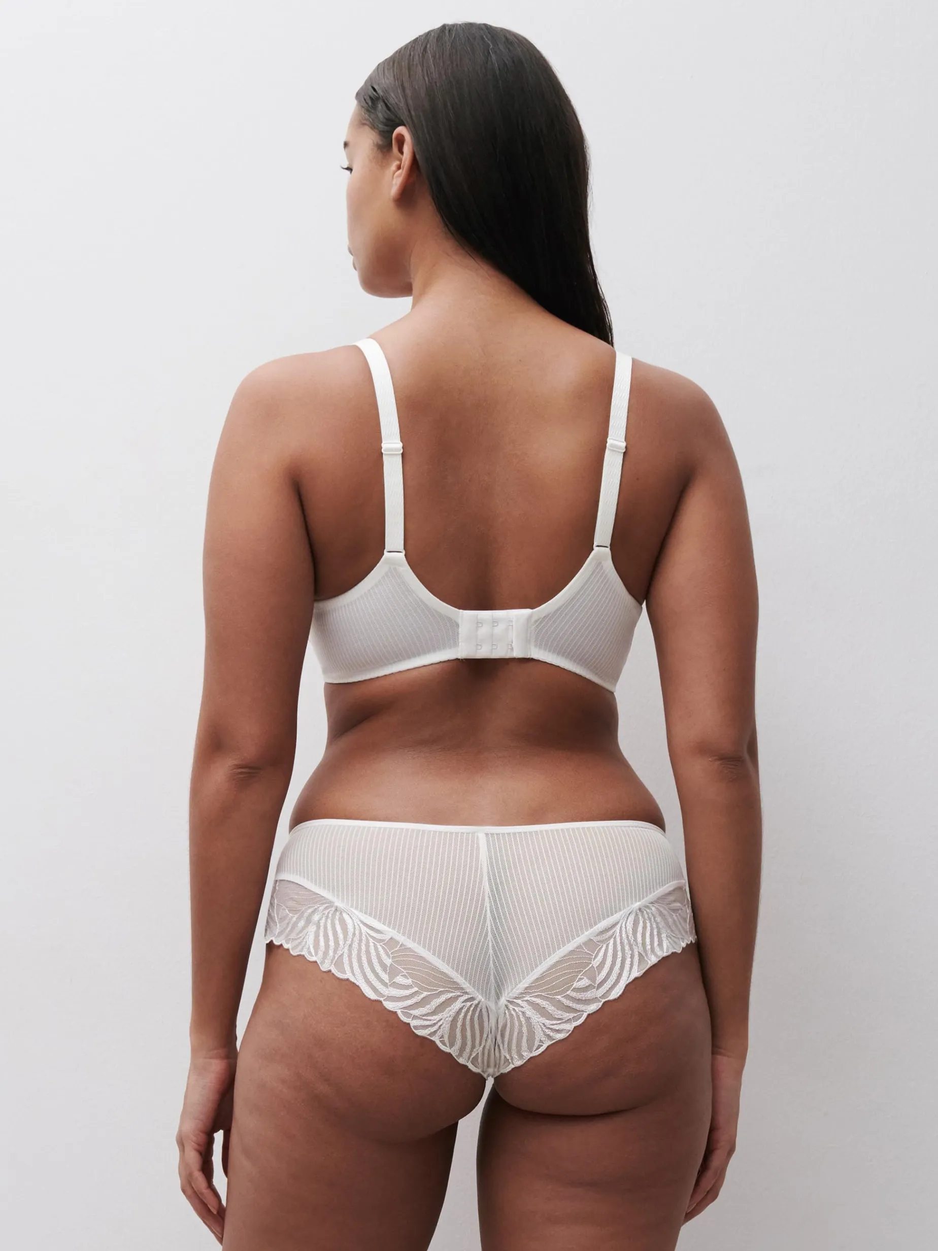 Chantelle LEGEND Plunge BH - Milk