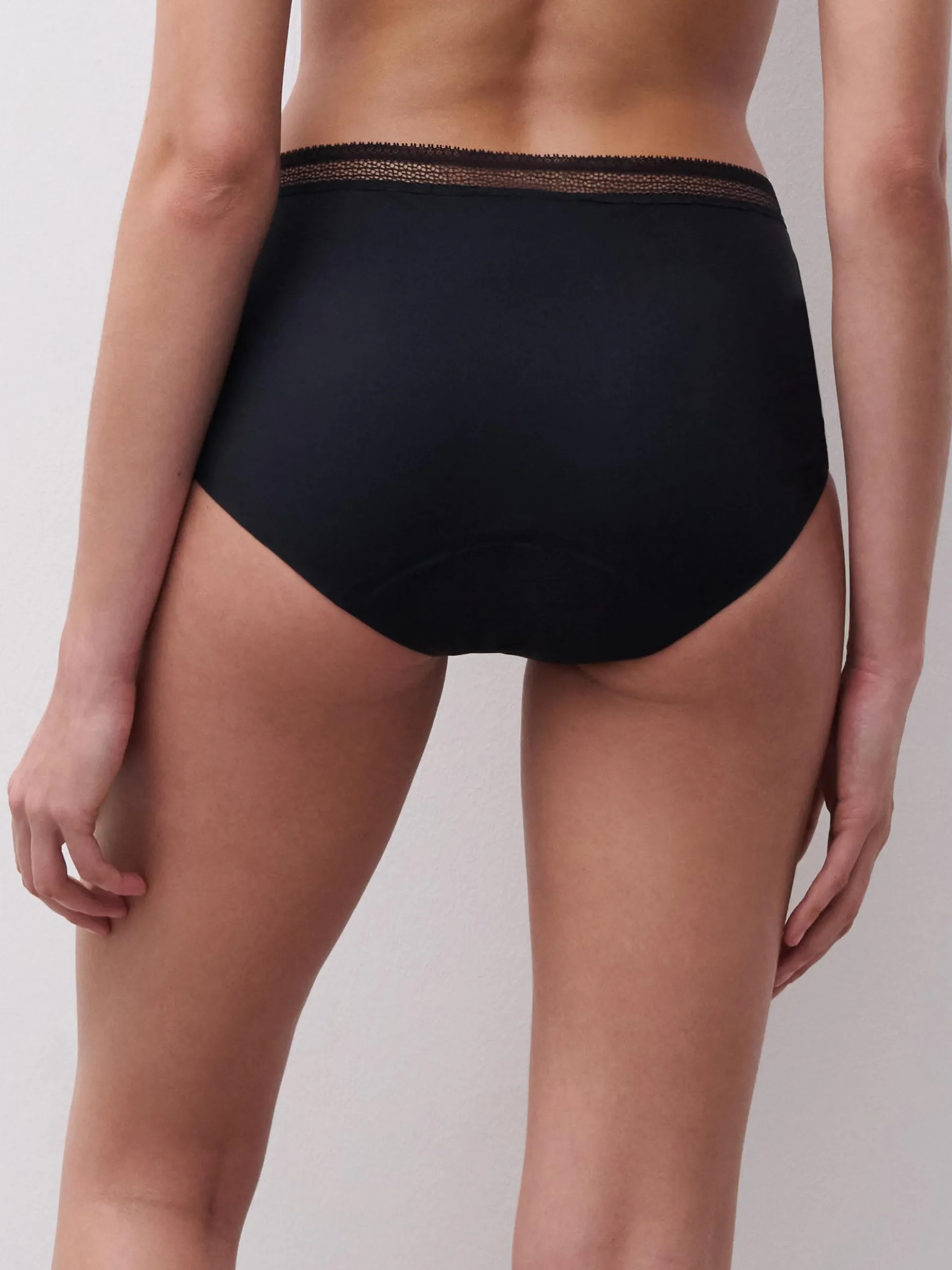 Chantelle Period Panty Graphic Hoge Taille Menstruatieslip - Zwart
