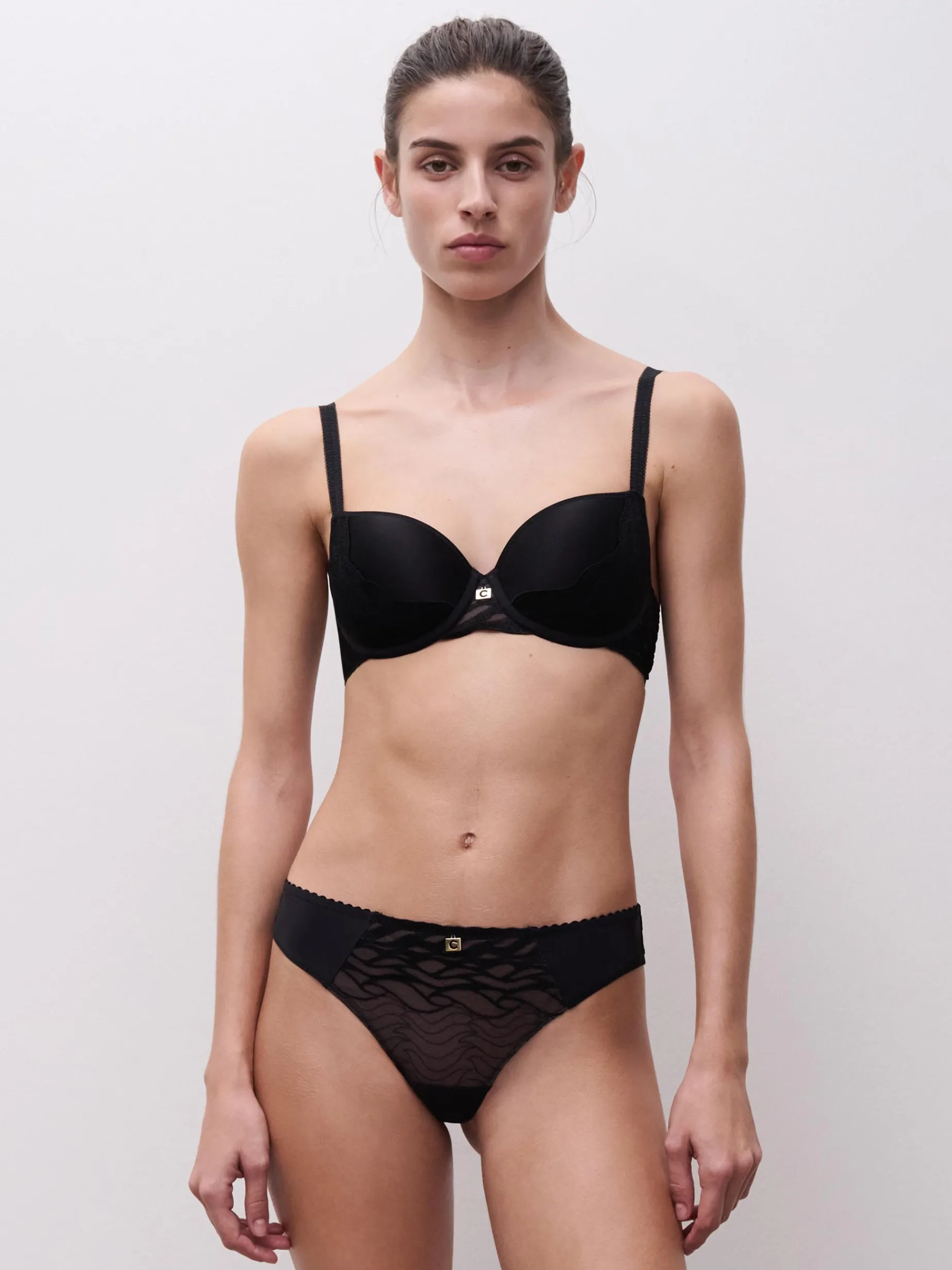 Chantelle Vibe String - Zwart