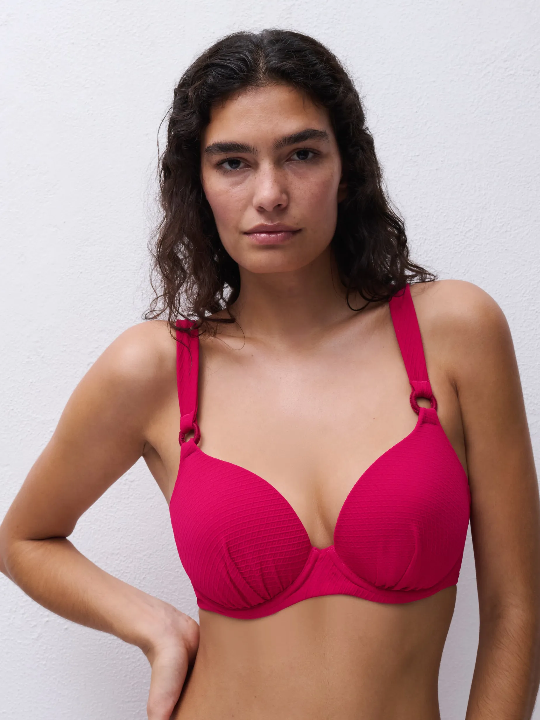 Femilet NAVARINO Voorgevormde bikini top - Berry Magenta
