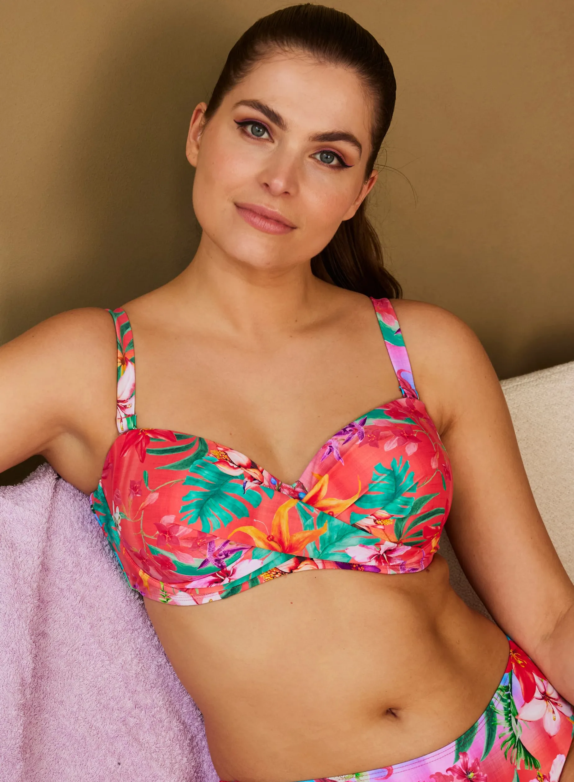 Livera BARBADOS Britt Voorgevormde Bikinitop - TROPICAL BLOOMS