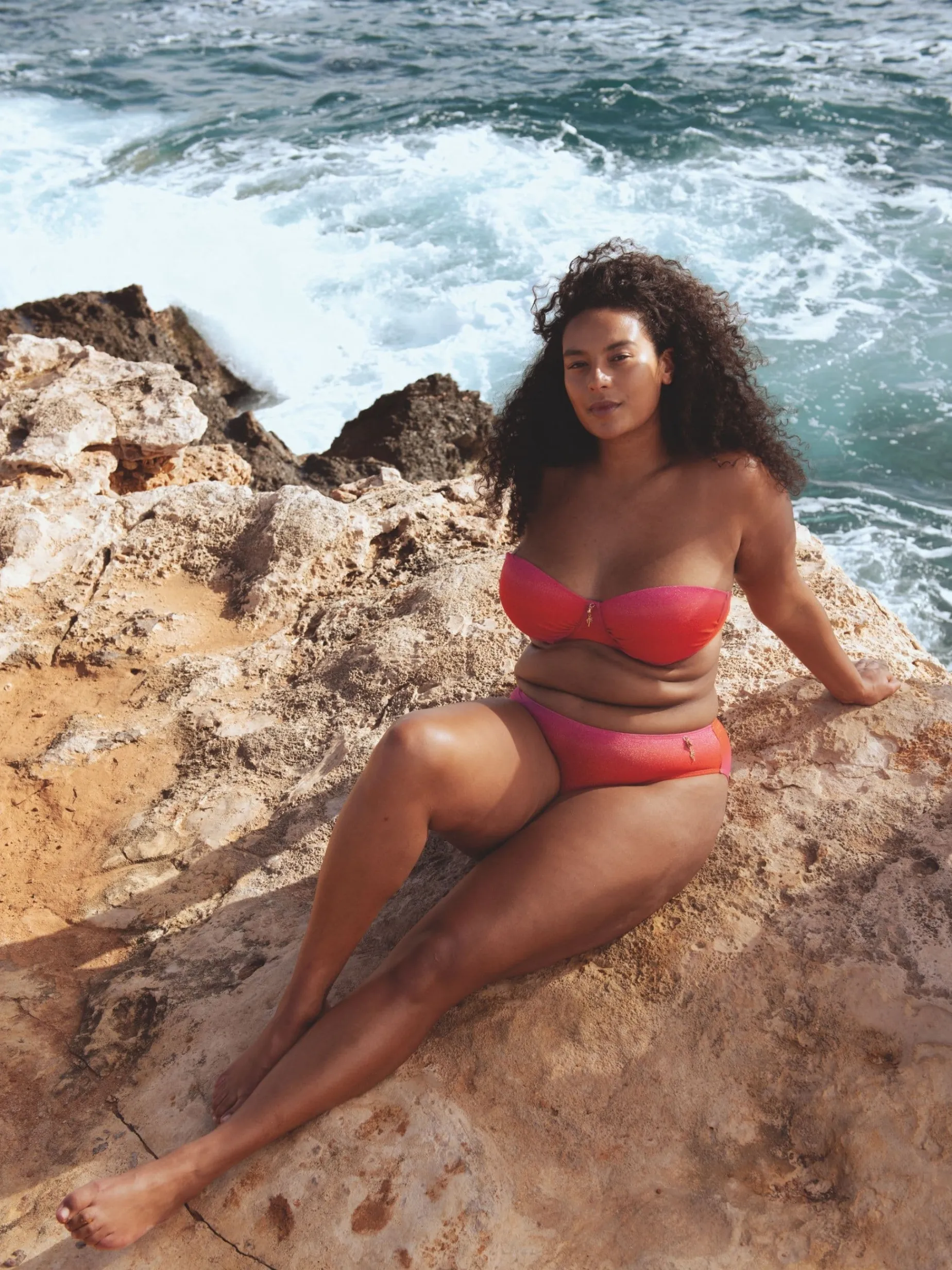 Livera VALENCIA Mid Bikinibroekje - Red pink gradient